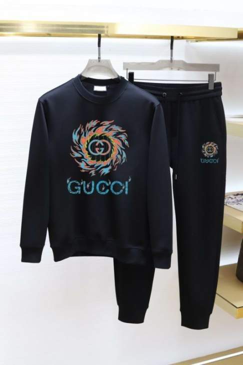 Picture of Gucci Sweater Suits _SKUGucciM-5XLkdtr37340214